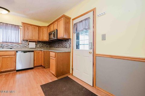 Tiny photo for 1401 Logan Avenue, Findlay, OH 45840 (MLS # 10004405)