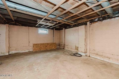 Tiny photo for 1401 Logan Avenue, Findlay, OH 45840 (MLS # 10004405)