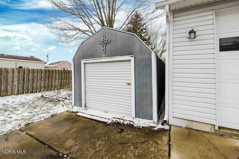 Tiny photo for 1401 Logan Avenue, Findlay, OH 45840 (MLS # 10004405)