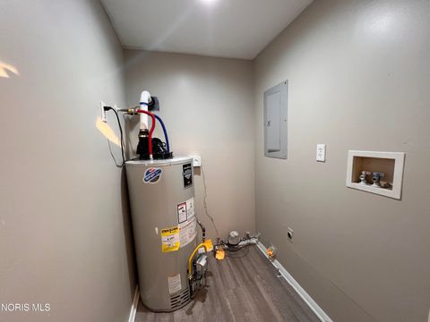 Tiny photo for 1122 Vinal Street, Toledo, OH 43605 (MLS # 10003368)