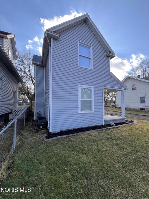 Tiny photo for 1122 Vinal Street, Toledo, OH 43605 (MLS # 10003368)