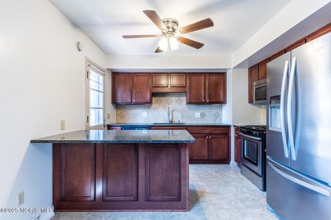 Tiny photo for 6033 Everwood Road, Toledo, OH 43613 (MLS # 10000924)