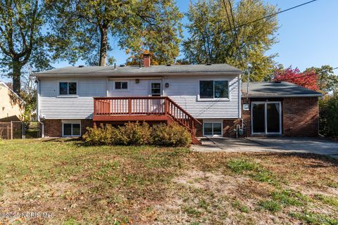 Tiny photo for 6033 Everwood Road, Toledo, OH 43613 (MLS # 10000924)