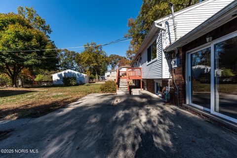 Tiny photo for 6033 Everwood Road, Toledo, OH 43613 (MLS # 10000924)