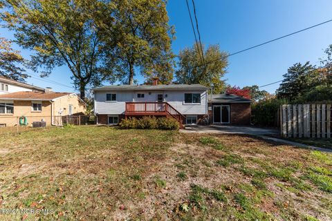 Tiny photo for 6033 Everwood Road, Toledo, OH 43613 (MLS # 10000924)