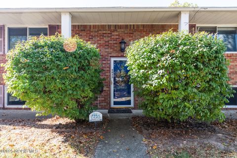 Tiny photo for 6033 Everwood Road, Toledo, OH 43613 (MLS # 10000924)