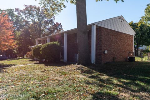 Tiny photo for 6033 Everwood Road, Toledo, OH 43613 (MLS # 10000924)