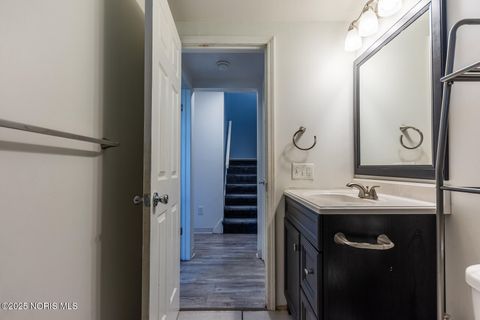 Tiny photo for 6033 Everwood Road, Toledo, OH 43613 (MLS # 10000924)