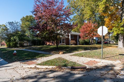 Tiny photo for 6033 Everwood Road, Toledo, OH 43613 (MLS # 10000924)