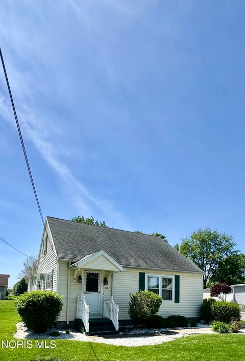 Tiny photo for 1087 N Locust Street, Ottawa, OH 45875 (MLS # 10008162)