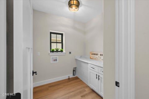 Tiny photo for 101 Ashberry Way, Swanton, OH 43558 (MLS # 10011264)