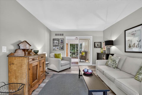 Tiny photo for 2344 Wimbledon Park Boulevard, Toledo, OH 43617 (MLS # 10014195)