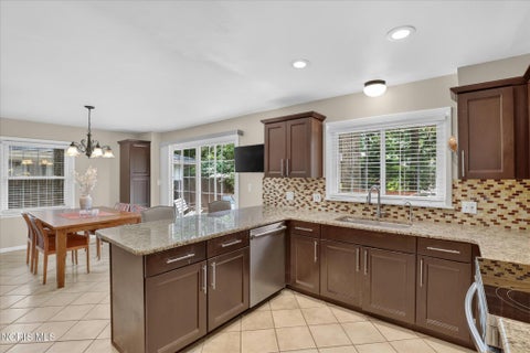 Tiny photo for 4533 Penridge Road, Toledo, OH 43615 (MLS # 10010407)