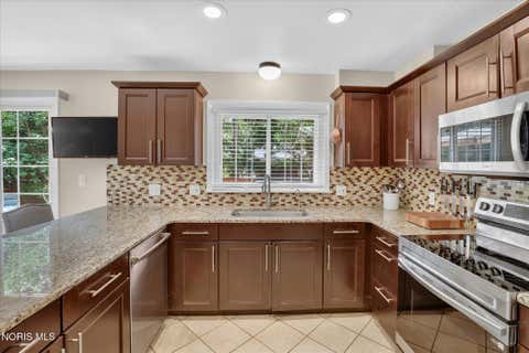 Tiny photo for 4533 Penridge Road, Toledo, OH 43615 (MLS # 10010407)