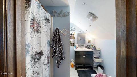 Tiny photo for 917 Eleanor Avenue, Toledo, OH 43612 (MLS # 10007056)