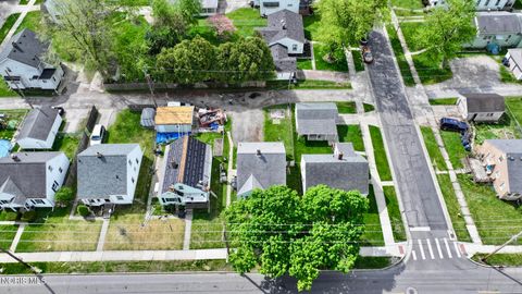 Tiny photo for 917 Eleanor Avenue, Toledo, OH 43612 (MLS # 10007056)