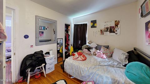 Tiny photo for 917 Eleanor Avenue, Toledo, OH 43612 (MLS # 10007056)