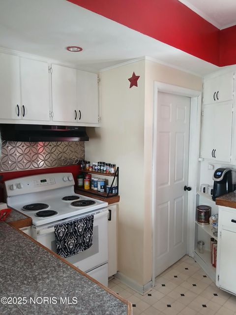 Tiny photo for 3621 Willys Parkway, Toledo, OH 43612 (MLS # 10002025)