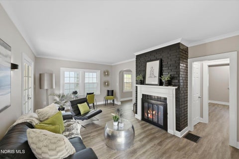 Tiny photo for 1472 Craigwood Road, Toledo, OH 43612 (MLS # 10010408)