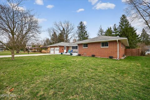 Tiny photo for 915 Carol Road, Bowling Green, OH 43402 (MLS # 10005244)