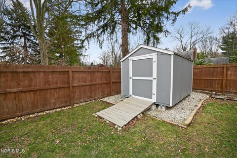 Tiny photo for 915 Carol Road, Bowling Green, OH 43402 (MLS # 10005244)