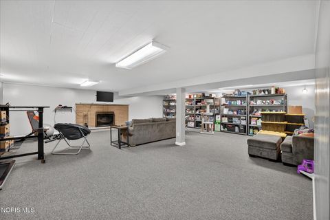 Tiny photo for 915 Carol Road, Bowling Green, OH 43402 (MLS # 10005244)