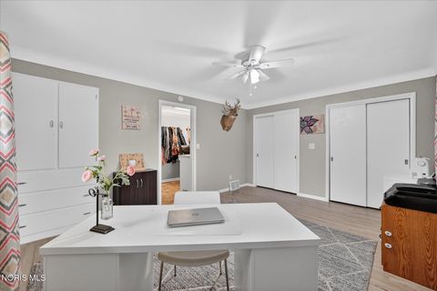 Tiny photo for 915 Carol Road, Bowling Green, OH 43402 (MLS # 10005244)