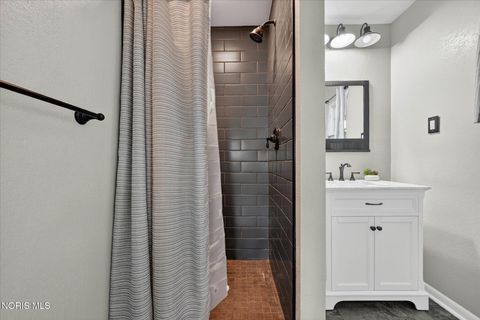 Tiny photo for 915 Carol Road, Bowling Green, OH 43402 (MLS # 10005244)