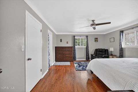 Tiny photo for 915 Carol Road, Bowling Green, OH 43402 (MLS # 10005244)