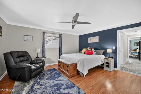 Tiny photo for 915 Carol Road, Bowling Green, OH 43402 (MLS # 10005244)