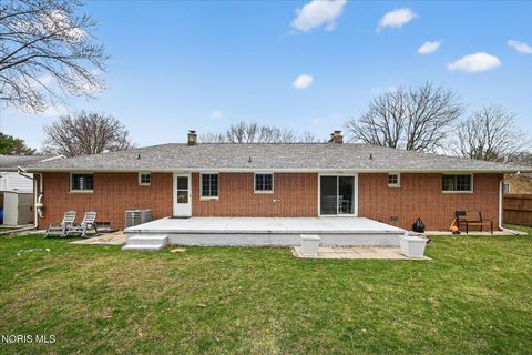 Tiny photo for 915 Carol Road, Bowling Green, OH 43402 (MLS # 10005244)