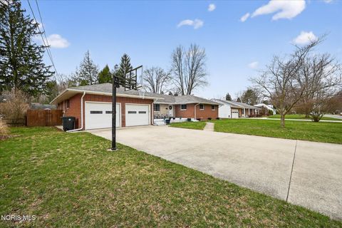 Tiny photo for 915 Carol Road, Bowling Green, OH 43402 (MLS # 10005244)