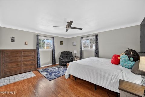 Tiny photo for 915 Carol Road, Bowling Green, OH 43402 (MLS # 10005244)