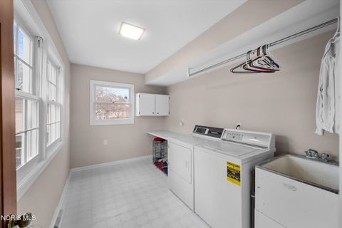 Tiny photo for 4612 Farmington Road, Toledo, OH 43623 (MLS # 10005262)