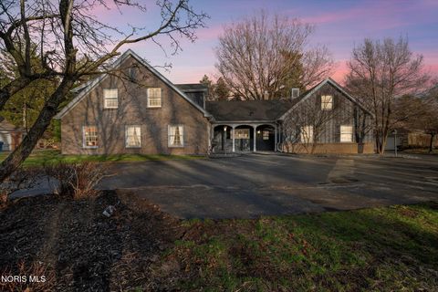 Tiny photo for 4612 Farmington Road, Toledo, OH 43623 (MLS # 10005262)