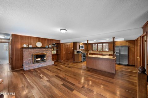 Tiny photo for 4612 Farmington Road, Toledo, OH 43623 (MLS # 10005262)