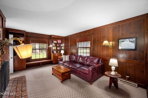 Tiny photo for 4612 Farmington Road, Toledo, OH 43623 (MLS # 10005262)