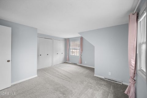 Tiny photo for 4612 Farmington Road, Toledo, OH 43623 (MLS # 10005262)