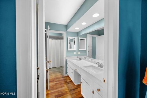 Tiny photo for 4612 Farmington Road, Toledo, OH 43623 (MLS # 10005262)