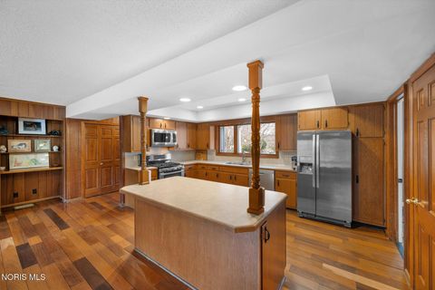 Tiny photo for 4612 Farmington Road, Toledo, OH 43623 (MLS # 10005262)