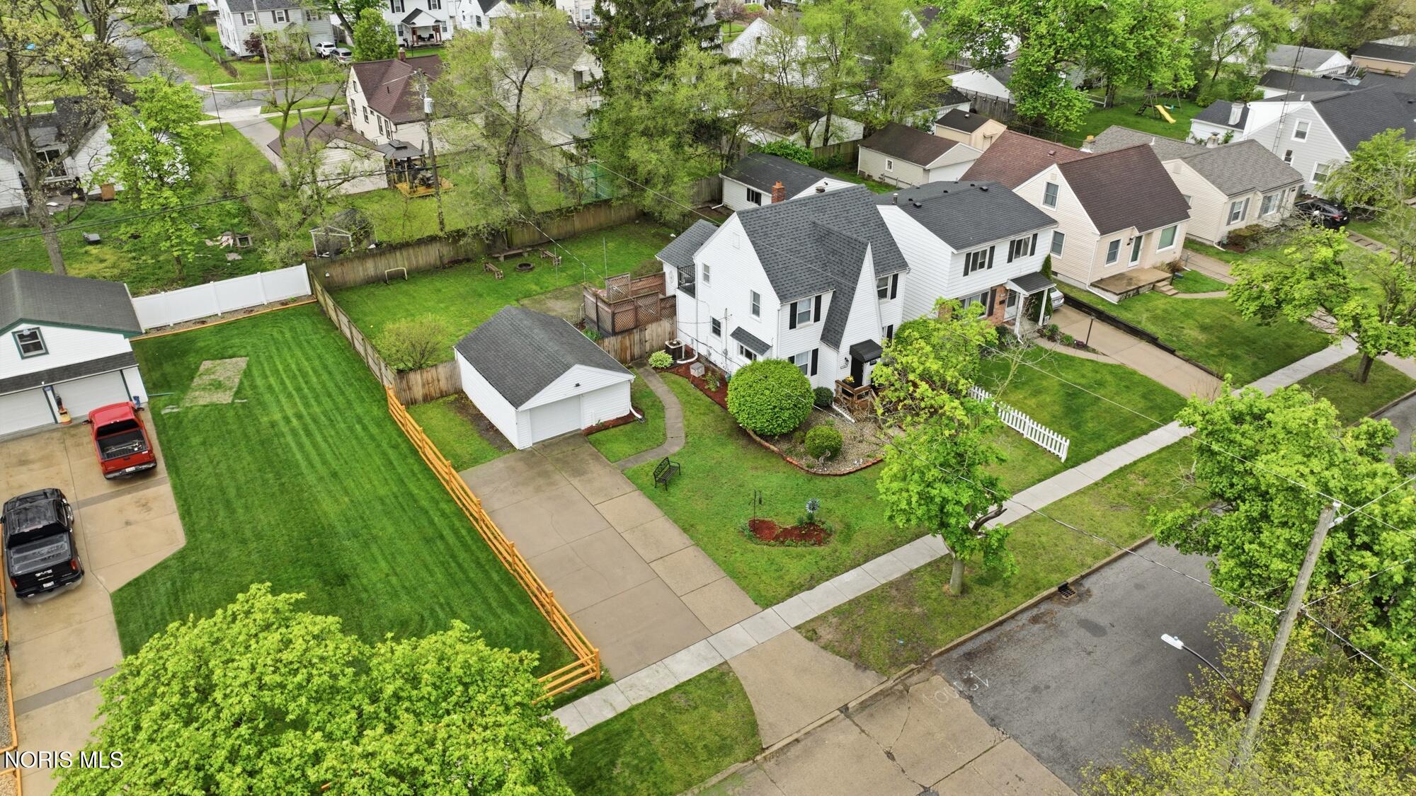 2703 Wyndale Road