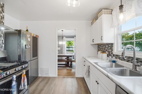 Tiny photo for 2703 Wyndale Road, Toledo, OH 43613 (MLS # 10007028)
