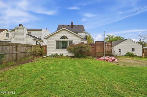 Tiny photo for 2703 Wyndale Road, Toledo, OH 43613 (MLS # 10007028)