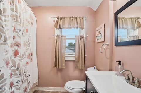 Tiny photo for 2703 Wyndale Road, Toledo, OH 43613 (MLS # 10007028)