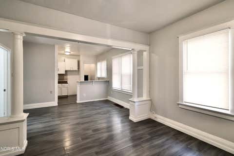 Tiny photo for 824 Clay Avenue, Toledo, OH 43608 (MLS # 10011097)