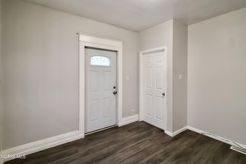 Tiny photo for 824 Clay Avenue, Toledo, OH 43608 (MLS # 10011097)