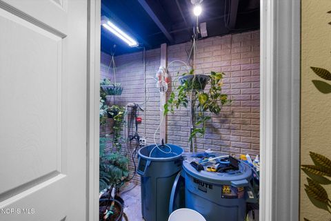 Tiny photo for 622 Crystal Lake Drive, Holland, OH 43528 (MLS # 10006243)