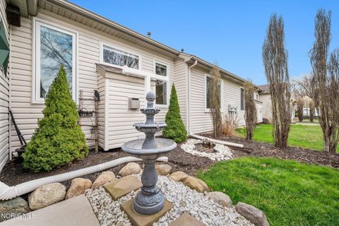 Tiny photo for 622 Crystal Lake Drive, Holland, OH 43528 (MLS # 10006243)
