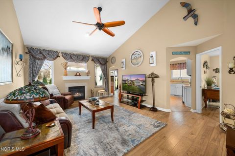 Tiny photo for 622 Crystal Lake Drive, Holland, OH 43528 (MLS # 10006243)