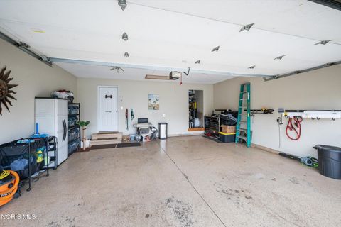 Tiny photo for 622 Crystal Lake Drive, Holland, OH 43528 (MLS # 10006243)